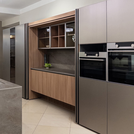 ERNESTOMEDA �����