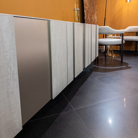 CATTELAN ITALIA �����